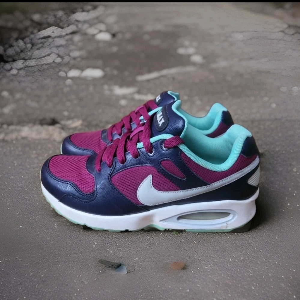 Womens Size 7 Nike Air Max Coliseum Racer, Violet,Teal,Sneakers,Athletic Shoes